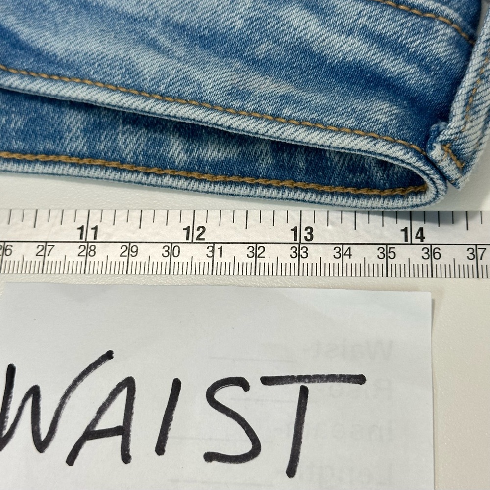 OLD NAVY Stonewash Jeans Sz 2 Extra Stretch High Rise O.G. Straight Butt… - Picture 7 of 16